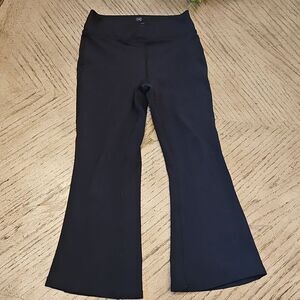 We Wander Quick Dry Black Flare Pants Size XS Girls 4/5